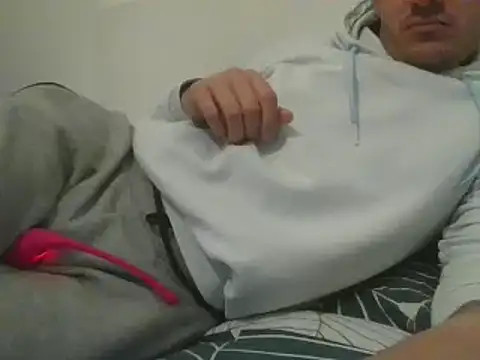 Snapshot of nico34000_sexy chatting on March 20, 5:25 pm nico34000 sexy online show from March 20, 5:25 pm