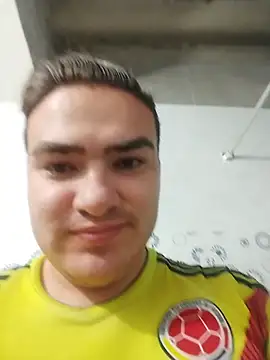 Snapshot of Andy-rtg chatting on October 30, 5:06 am Andy-rtg online show from October 30, 5:06 am