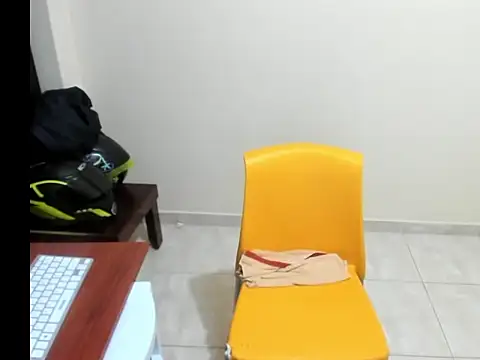 Snapshot of Olgahunder chatting on March 14, 5:16 am Olgahunder online show from March 14, 5:16 am