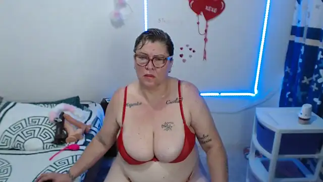 Olgahunder online show from March 26, 2:54 am