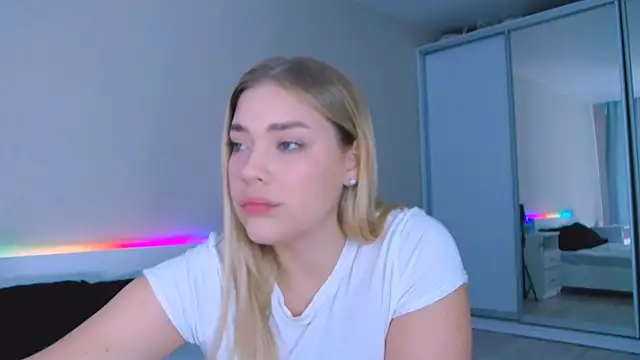 DIANAxxxDIAMOND online show from September 21, 7:46 am