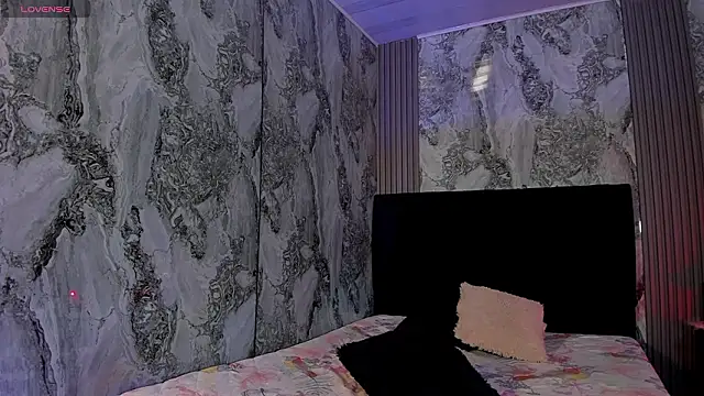 Snapshot of AshleyVega01 chatting on January 16, 3:27 pm AshleyVega01 online show from January 16, 3:27 pm