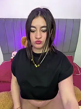 Snapshot of HADARA__ chatting on February 5, 6:31 am HADARA online show from February 5, 6:31 am