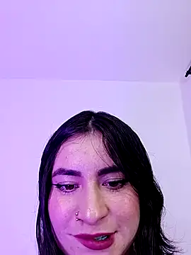 Snapshot of HADARA__ chatting on March 13, 7:42 am HADARA online show from March 13, 7:42 am