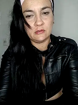 Snapshot of megan_milf79 chatting on March 20, 4:18 am megan milf79 online show from March 20, 4:18 am