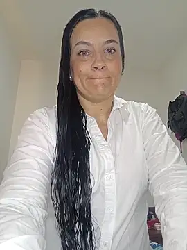 Snapshot of megan_milf79 chatting on May 22, 11:08 am megan milf79 online show from May 22, 11:08 am