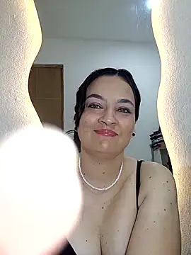 megan milf79 online show from March 21, 11:36 am