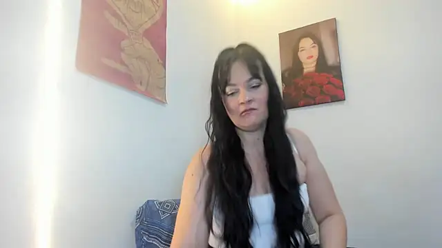 Snapshot of megan_milf79 chatting on October 14, 11:47 pm megan milf79 online show from October 14, 11:47 pm