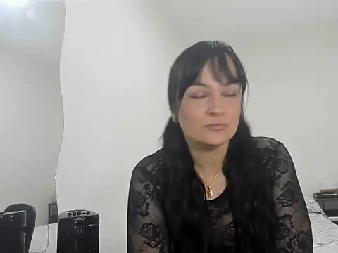 Snapshot of megan_milf79 chatting on October 19, 4:10 pm megan milf79 online show from October 19, 4:10 pm