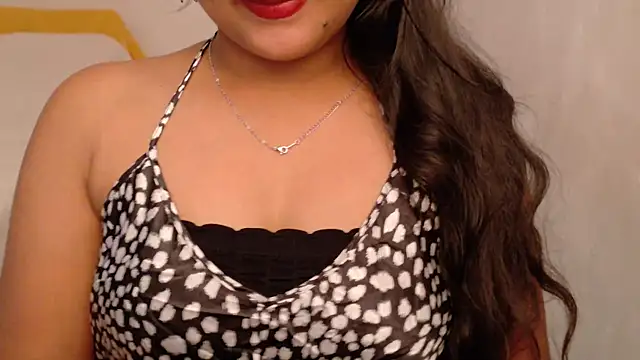 Snapshot of Cludi-New chatting on June 17, 2:44 am Cludi-New online show from June 17, 2:44 am