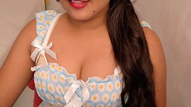 Snapshot of Cludi-New chatting on July 17, 4:53 am Cludi-New online show from July 17, 4:53 am