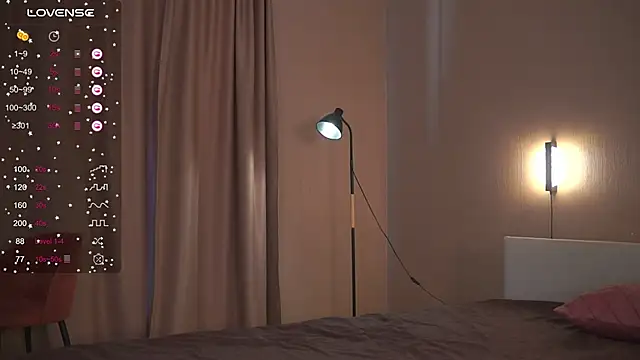 SeulBi online show from March 24, 8:25 am