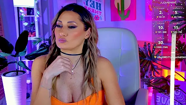 SarahAlluring online show from January 31, 7:12 pm