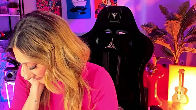 SarahAlluring online show from February 7, 12:24 pm