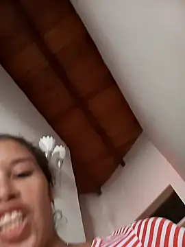 Snapshot of Sexi_girl29 chatting on November 10, 6:57 pm Sexi girl29 online show from November 10, 6:57 pm