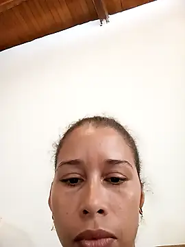 Snapshot of Sexi_girl29 chatting on October 15, 9:23 pm Sexi girl29 online show from October 15, 9:23 pm
