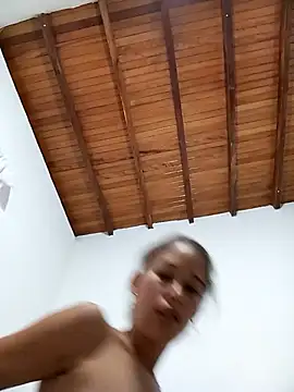 Snapshot of Sexi_girl29 chatting on November 26, 9:42 am Sexi girl29 online show from November 26, 9:42 am