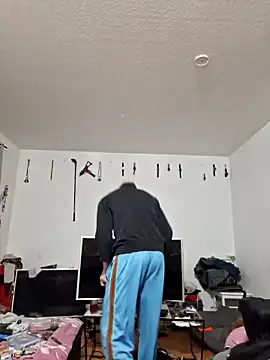 Snapshot of ThePython666 chatting on November 15, 8:46 pm ThePython666 online show from November 15, 8:46 pm