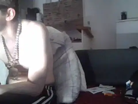 Snapshot of ThePython666 chatting on March 22, 4:24 am ThePython666 online show from March 22, 4:24 am