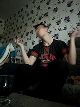 Snapshot of ThePython666 chatting on November 1, 2:44 pm ThePython666 online show from November 1, 2:44 pm