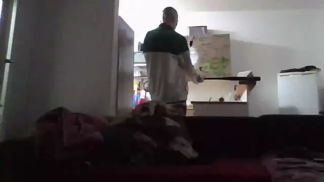 Snapshot of ThePython666 chatting on November 17, 5:06 pm ThePython666 online show from November 17, 5:06 pm