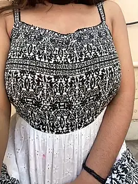 lustyindiancouple online show from February 21, 9:44 am