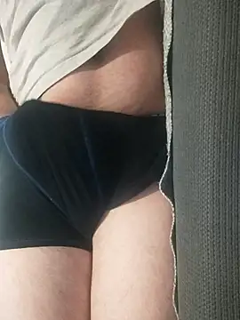 gui67675 online show from October 2, 6:17 am