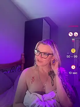 Curvy-Cleo online show from May 6, 9:52 pm