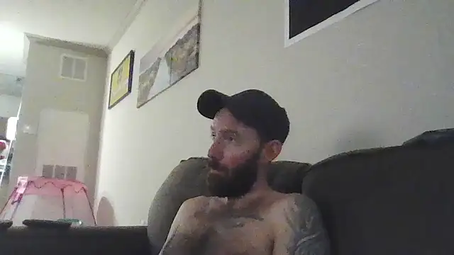 Snapshot of whowantsacreampie chatting on October 15, 12:46 pm whowantsacreampie online show from October 15, 12:46 pm