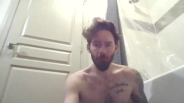 Snapshot of whowantsacreampie chatting on December 17, 1:49 pm whowantsacreampie online show from December 17, 1:49 pm