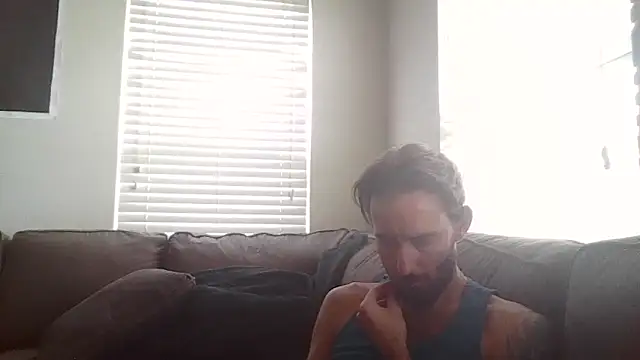 Snapshot of whowantsacreampie chatting on September 16, 3:02 pm whowantsacreampie online show from September 16, 3:02 pm