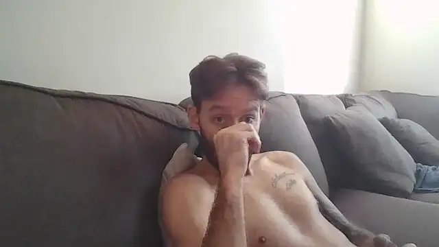 Snapshot of whowantsacreampie chatting on October 29, 9:25 pm whowantsacreampie online show from October 29, 9:25 pm