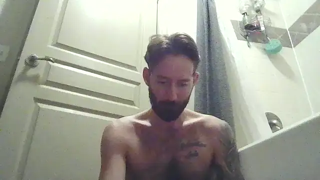 Snapshot of whowantsacreampie chatting on October 11, 5:41 am whowantsacreampie online show from October 11, 5:41 am