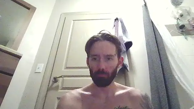 Snapshot of whowantsacreampie chatting on November 9, 2:10 pm whowantsacreampie online show from November 9, 2:10 pm