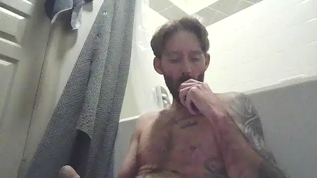 Snapshot of whowantsacreampie chatting on November 27, 1:00 pm whowantsacreampie online show from November 27, 1:00 pm