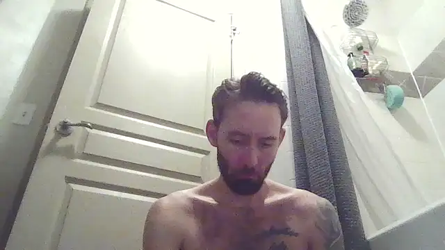 Snapshot of whowantsacreampie chatting on October 16, 8:39 pm whowantsacreampie online show from October 16, 8:39 pm