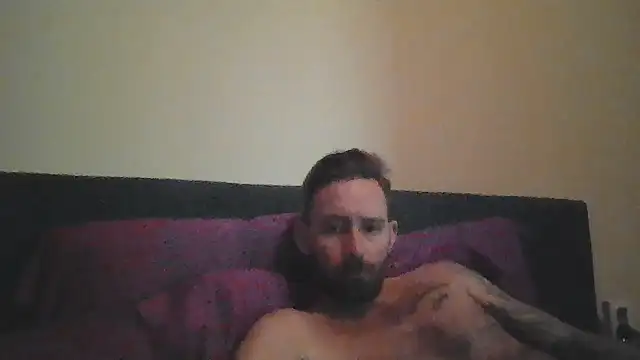 whowantsacreampie online show from May 19, 6:59 pm