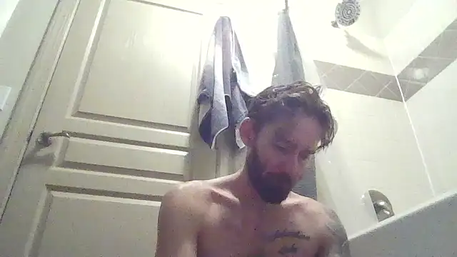 Snapshot of whowantsacreampie chatting on November 26, 2:39 pm whowantsacreampie online show from November 26, 2:39 pm