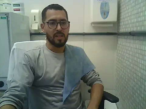 pdasgyn online show from July 6, 2:46 pm