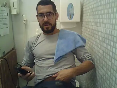 Snapshot of pdasgyn chatting on October 28, 12:37 pm pdasgyn online show from October 28, 12:37 pm