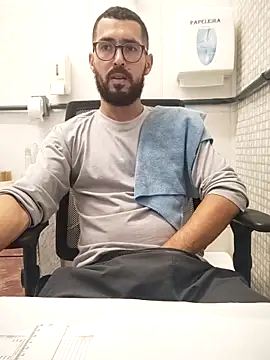 pdasgyn online show from April 8, 3:02 pm