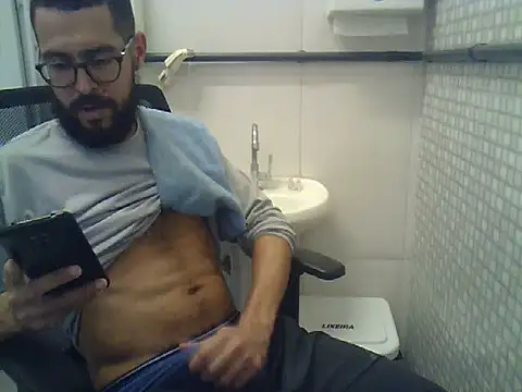 pdasgyn online show from May 20, 2:58 pm