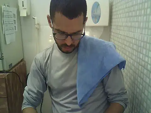 Snapshot of pdasgyn chatting on September 22, 1:17 pm pdasgyn online show from September 22, 1:17 pm