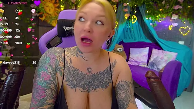 BlackedBarbie online show from June 7, 7:19 pm