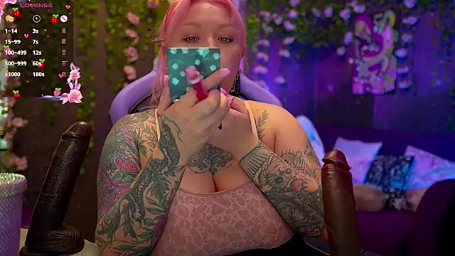 BlackedBarbie online show from October 19, 1:58 pm