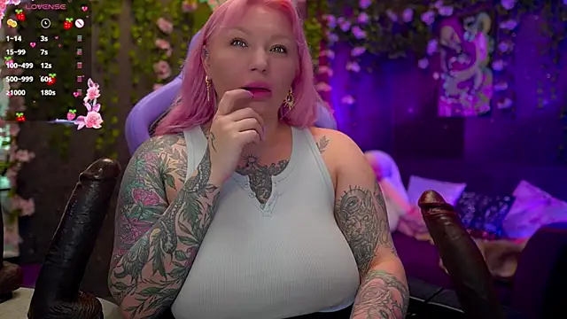 BlackedBarbie online show from October 18, 7:38 pm