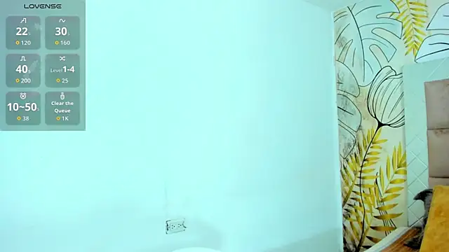 sexyvioletvalerious online show from February 5, 7:48 am