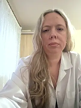 Irina3718 online show from January 18, 2:31 pm