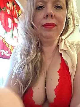 Irina3718 online show from May 7, 12:08 pm