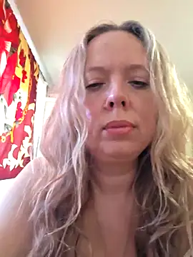 Irina3718 online show from May 23, 8:57 am